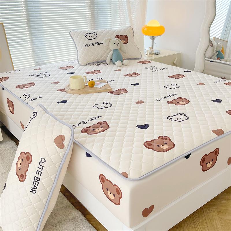 Антибактериальный комплект из трех предметов из хлопка и сэндвича. Утолщенное хлопковое покрывало, матрас с хлопковым нескользящим защитным чехлом Simmons.