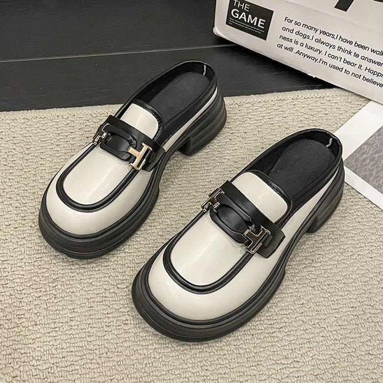 Женские туфли на платформе в британском стиле, маленькие кожаные туфли 2024 года, повседневная мода, круглая голова, толстый каблук, одна педаль, мокасины с застежкой-молнией
