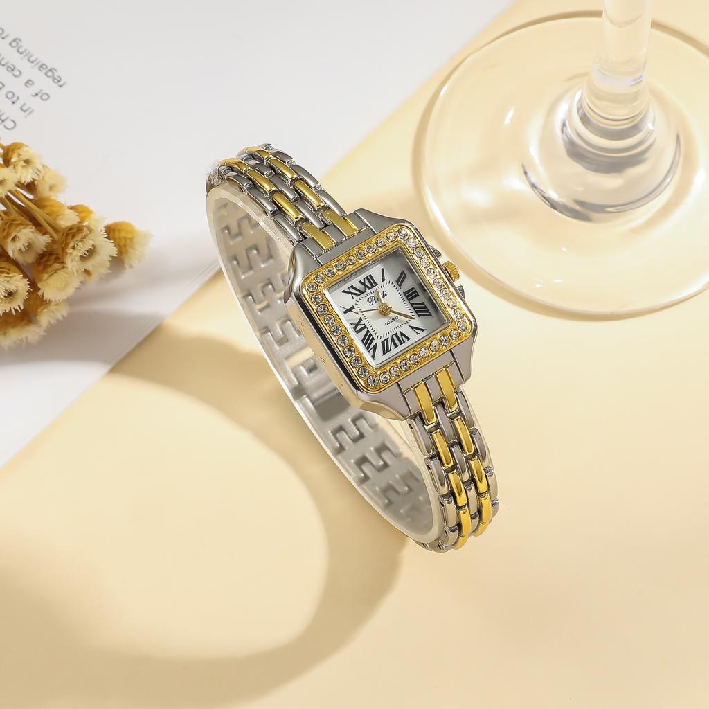 Женские модные кварцевые часы из нержавеющей стали с квадратным циферблатом в стиле римских цифр.