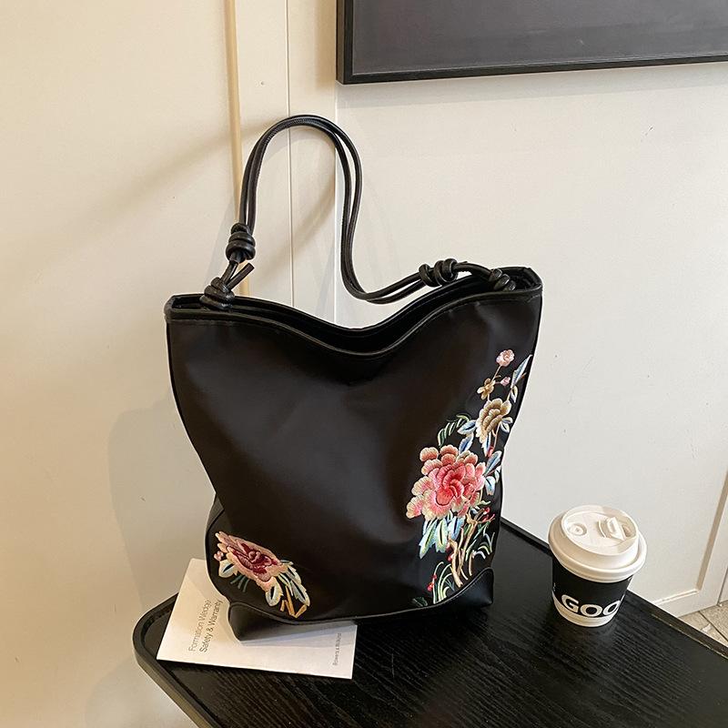 Сумка-шоппер, Сумка с вышивкой в виде цветов, Сумка-тоут на одно плечо для женщин среднего возраста, Сумка на одно плечо