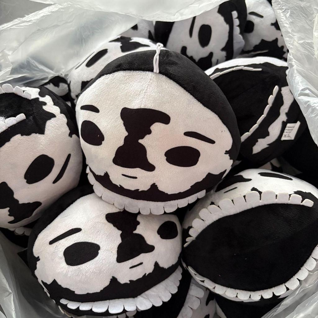 Плюшевая игрушка Фигурка Двери Побег Ужасы Трансграничный