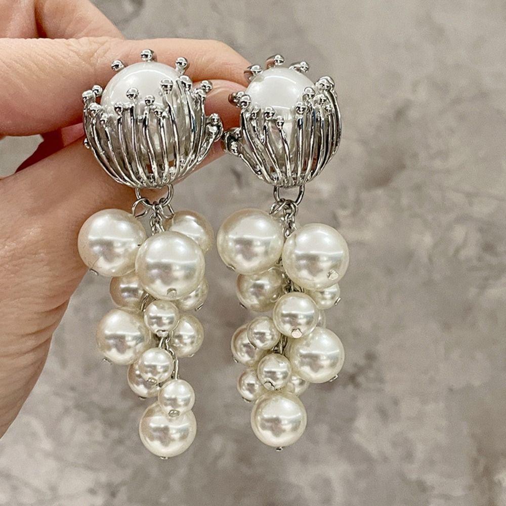 Elegant Grape Shape Earrings Sweet Pearl Beaded Earrings Creative Pear Drop Earrings Women