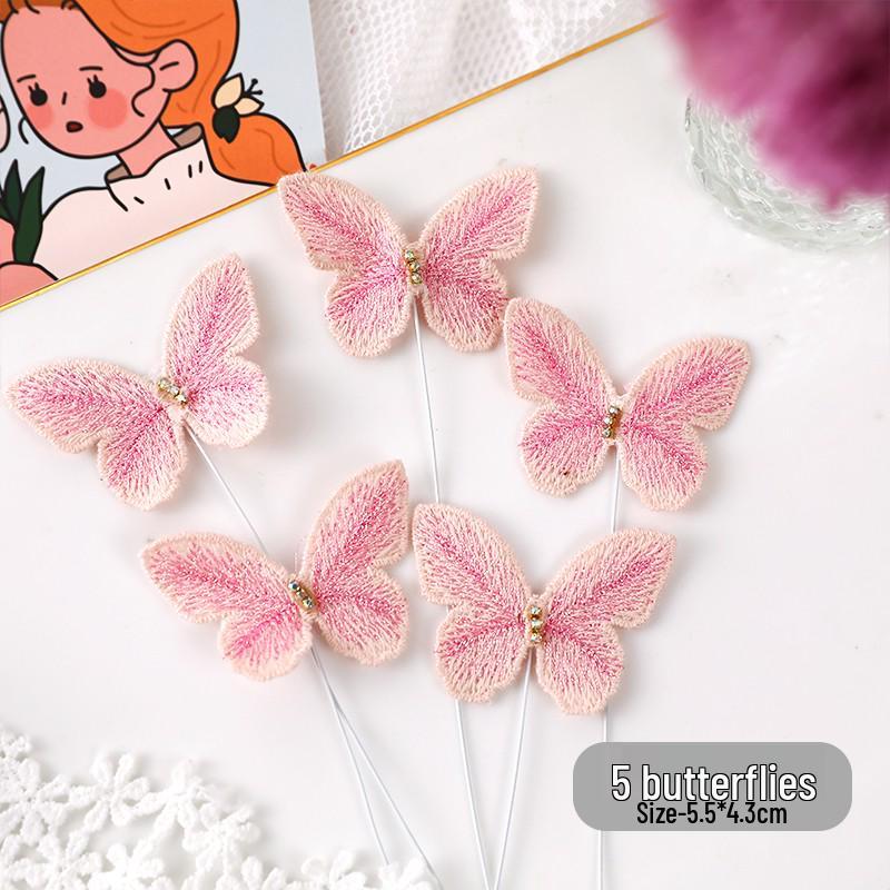 Топпер для торта «Бабочка с золотым краем»: Креативный розовый дизайн для дня рождения богини