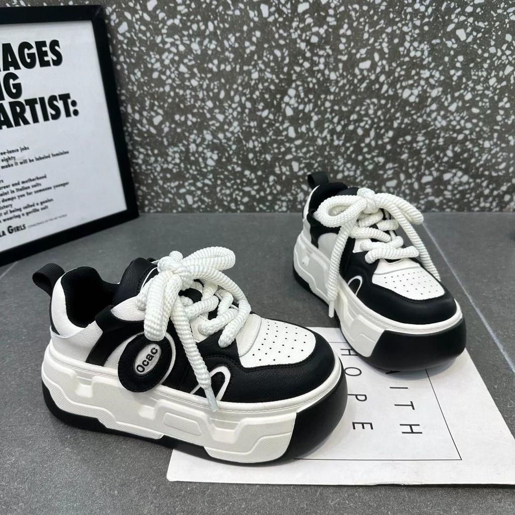 Korean Version of Super Fire Soft Leather Muffin Sole Fashionable Thick-soled Muffin Panda Shoes Little White Shoes Color Matching Ugly Cute Bread Sho