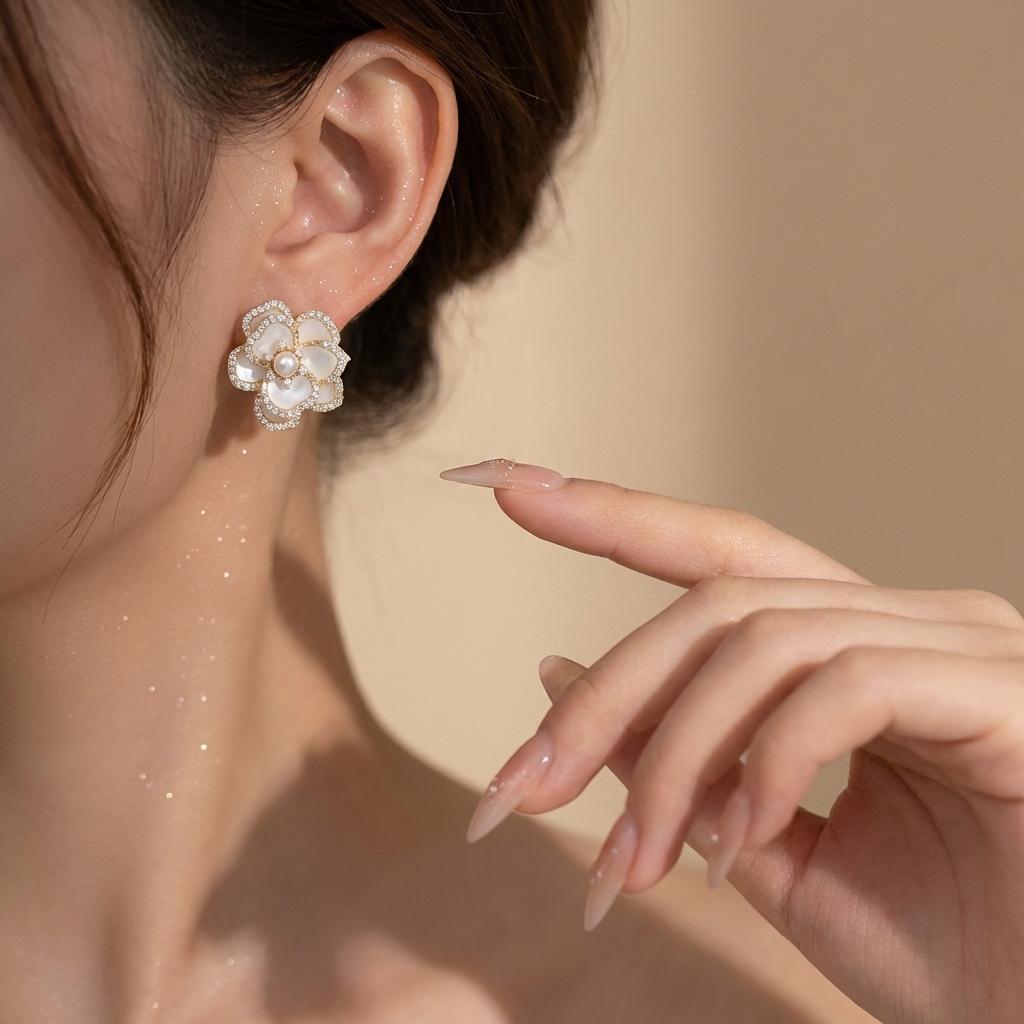 White Rose Camellia Elegant Style Camellia Pearl Earrings for Women 9 Silver needle, light luxury, high-end French style