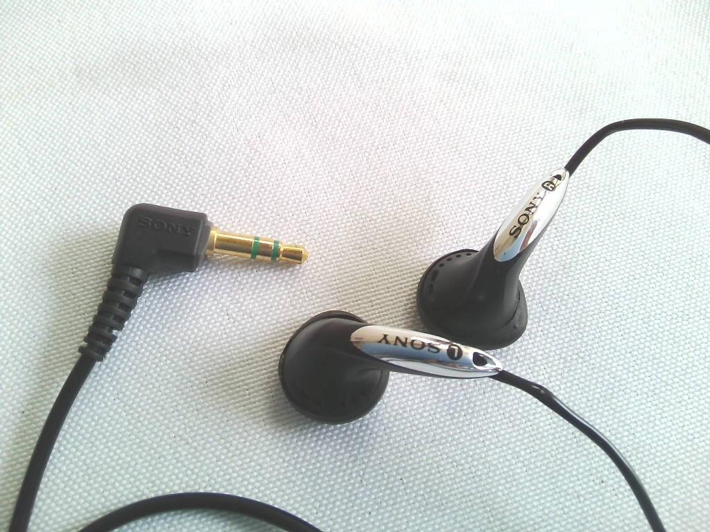 Sony Стерео наушники MDR-E837 Рабочее состояние