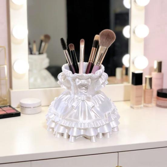 Makeup Brush Storage Box Princess Dress Shape 3D Printed Pen Holder