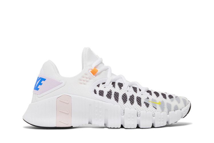 Women's Sneakers Nike Wmns Metcon 4 'Printed White Black'