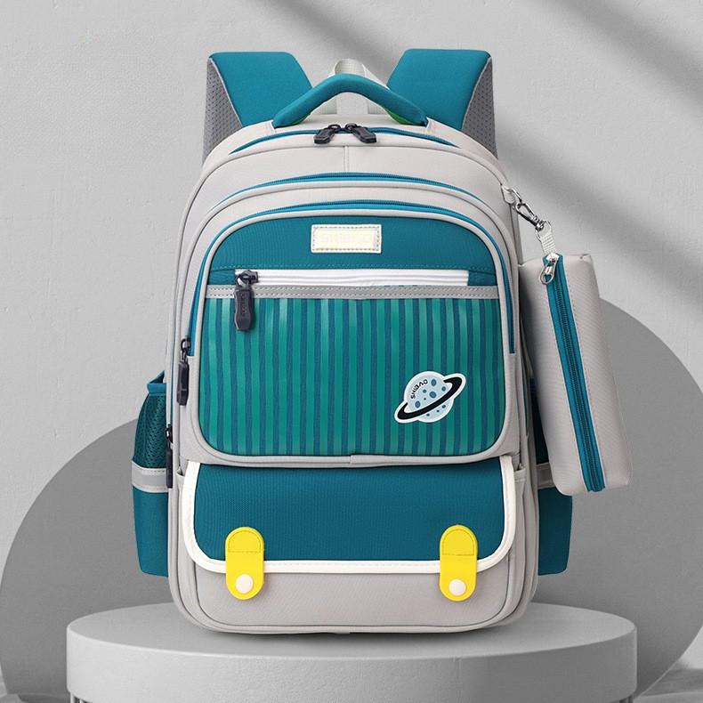 New Primary School Students' Spine Protecting Schoolbags Boys and Girls' Large Capacity Burden Reducing Children Send Pencil Cases and Shoulder Bags.