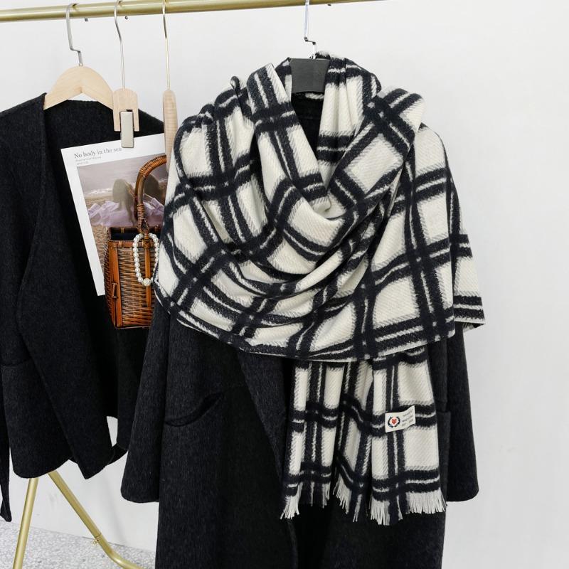 Imitation Cashmere Scarf, Women's Autumn and Winter Large Plaid Scarf, Warm and Thickened Medium and Long Scarf, Versatile Scarf, Shawl.