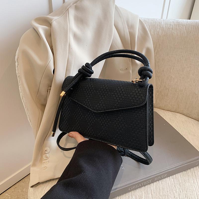 Сумка Niche Bag Осень и зима Новая модная сумка через плечо для женщин Ins Hand-плетеная сумка на одно плечо