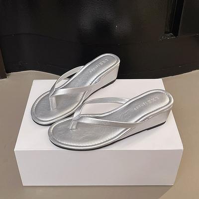 Модные женские шлепанцы, французские сандалии на высоком каблуке, летние шлепанцы-пуговицы для женщин, клиновидные повседневные шлепанцы, роскошные банкетные туфли