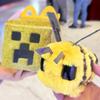 Фигурка пчелы Брелок для сумки Милый желтый животный кулон Мини-украшение для дисплея Подарок, вдохновленный игрой/фильмом