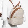 Michael Kors MK Шейла Золотой Логотип Буквы Монограмма Вместительный Карман на Молнии Холщовый Рюкзак Средний Женский рюкзак Белый 35F3G6HB6B-VANILLA