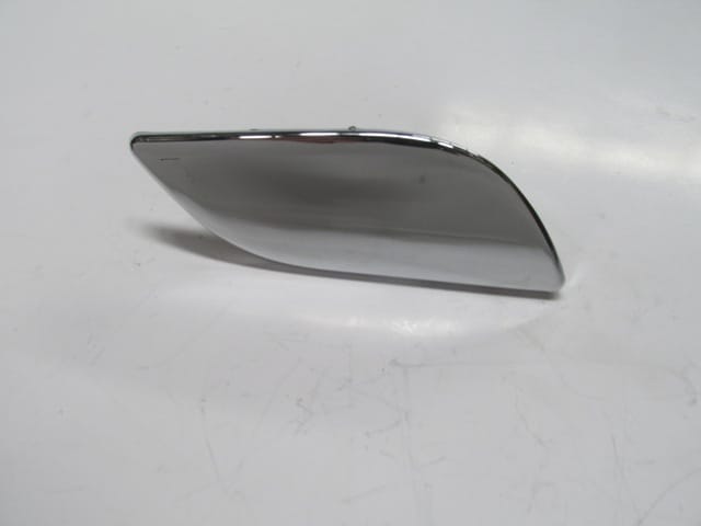 Для Skoda Superb 2009-2012  колпачок форсунки омывателя левой фары  никелированный  OEM 3T0955109A