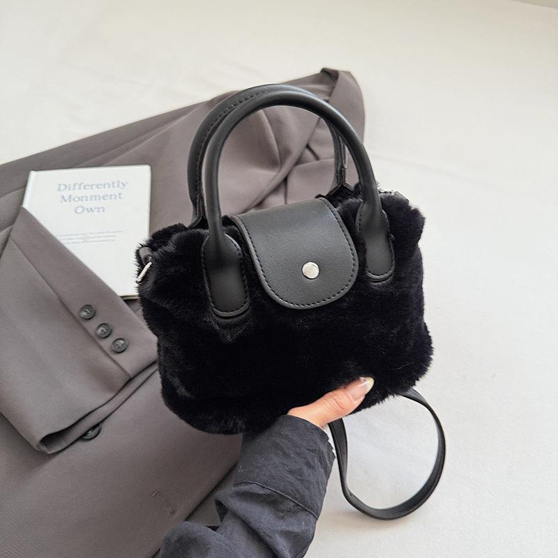 Маленькая сумочка, Пушистая сумочка, Милая и пушистая, Одноплечевая сумка-ведро кроссбоди