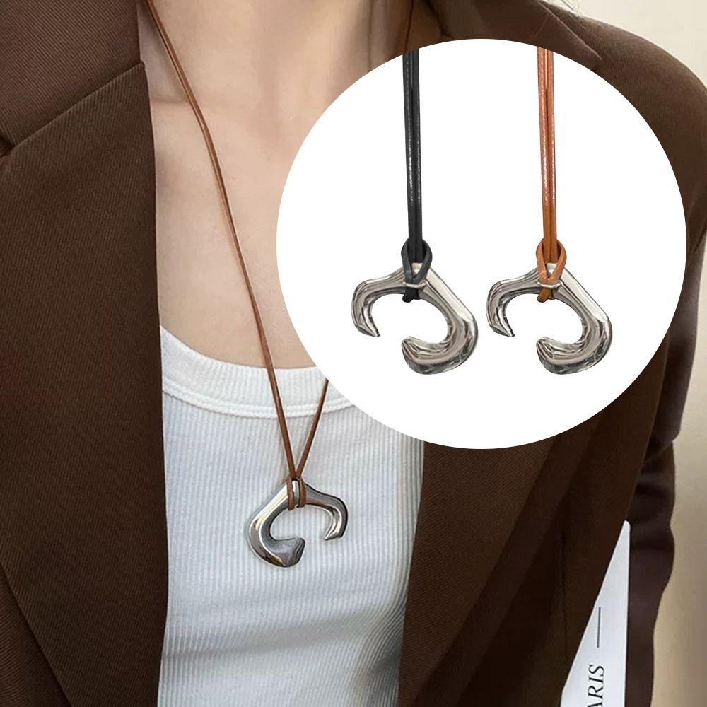 Металлическое нерегулярное женское ожерелье, черная кожаная веревка, ожерелья с подвеской, винтажная цепочка на ключицу для женщин