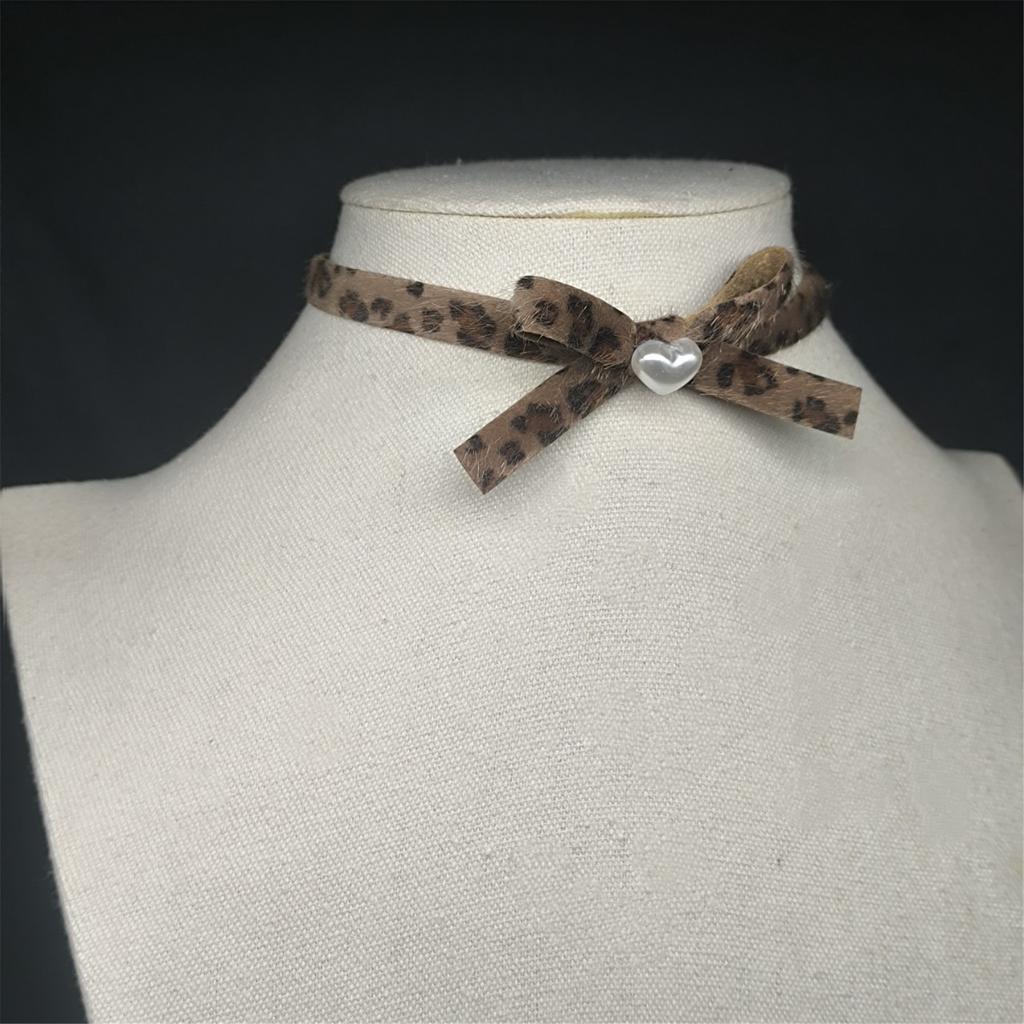 Готический бархатный чокер-ожерелье с лентой, подвеской в виде сердца и бантом, цепочка для ключиц для элегантных женщин