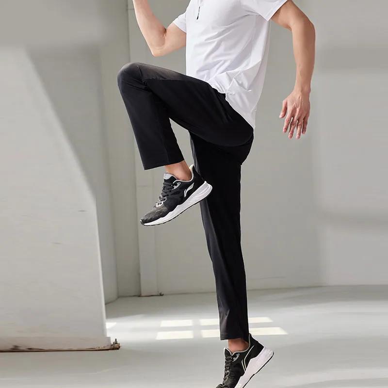 Мужские вязаные спортивные штаны Li Ning Черные YYKU143-1