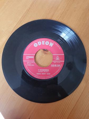 7-дюймовая пластинка ХАРОЛЬД БЕЙКЕР - 'S Wonderful / Cherry S45DK1541 Odeon 1960 Дания Джаз Б/У
