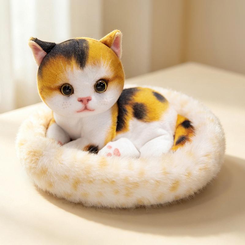 Симуляция короткошерстной сиамской трехцветной кошки с кошачьей лежанкой, плюшевые игрушки, набитые реалистичные куклы, животные, игрушки для домашних животных для детей, подарки, декор для дома