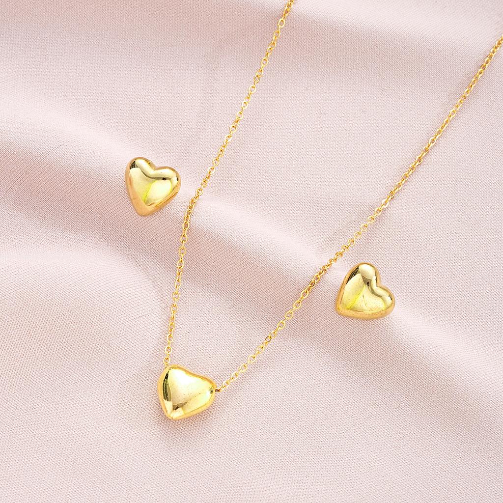 Boho Chic Gold Color Heart Jewelry Set Fashion Love Pendant Necklace Stud Earring Sets for Women Boho Daily Wear Jewelry Gifts