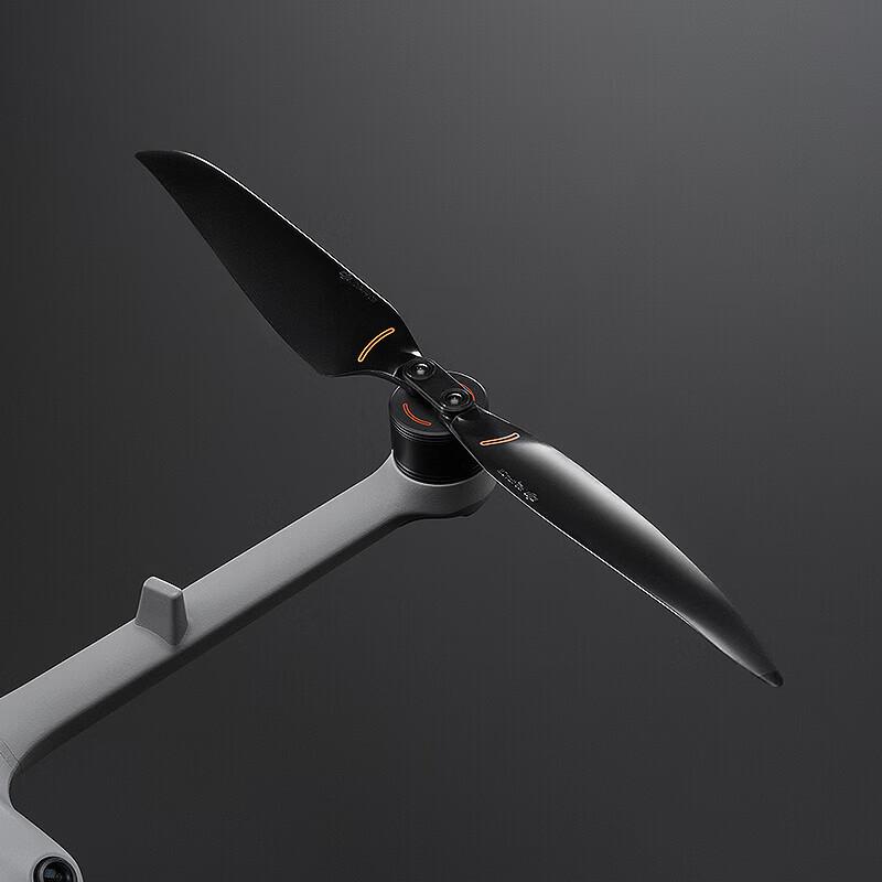 DJI Matrice 4D Series Propeller CN plug (adapter included)