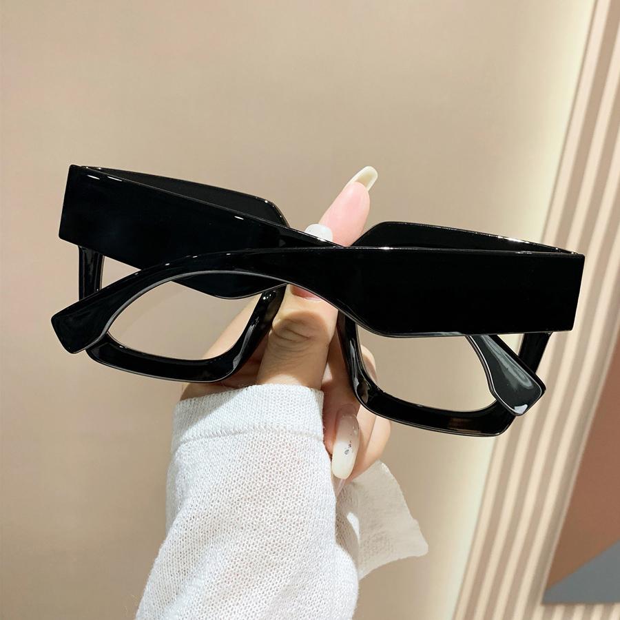 New Anti Blue Light Blocking Glasses Frames Women Retro Oversized Square Eyeglasses Men Gaming Computer Eyewear Optical Frame