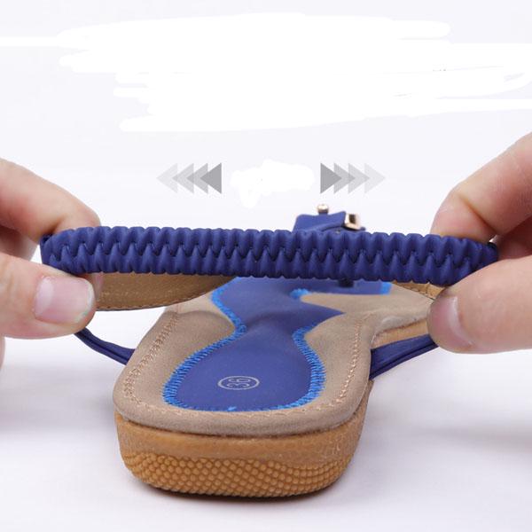 Женские сандалии на плоской подошве