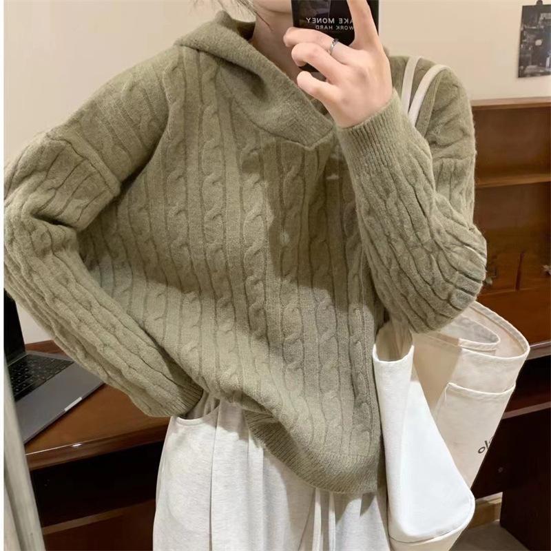 Women's Autumn and Winter Retro Twist Hooded Pullover Sweater