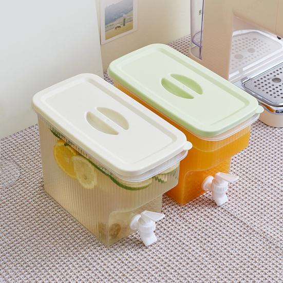 3.9L Water Dispenser with Faucet Leakproof Iced Tea Pitcher for Fridge BPA-Free Juice Container for Summer Drinks