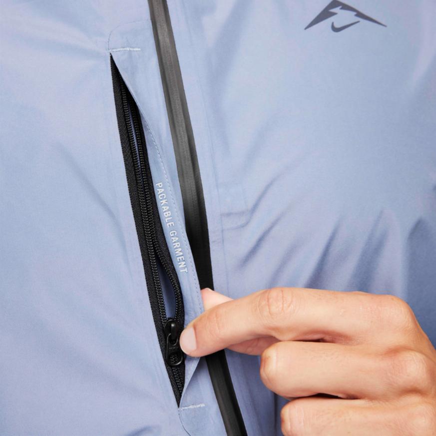 Nike Однотонная повседневная куртка с капюшоном и застежкой-молнией с длинным рукавом Мужские куртки Светло-голубой FB7532-493