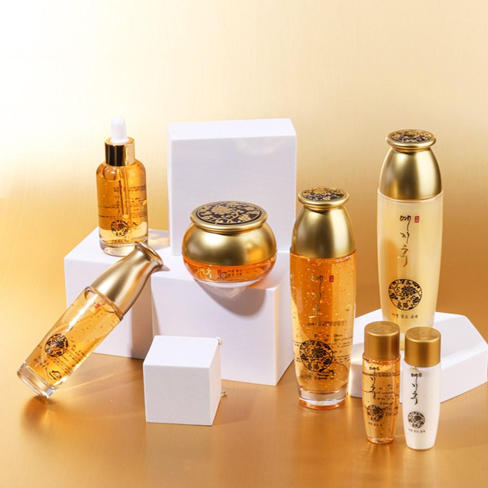 Yejihoo Jamyeong Oriental Medicine Gold Skin Care Набор из 5 предметов