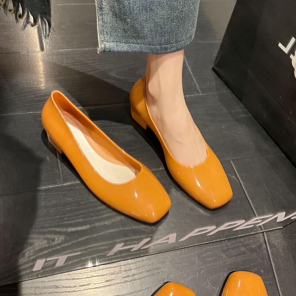 Модные новые модные женские водонепроницаемые дождевые туфли с неглубоким носком и низким каблуком из ПВХ, одинарные туфли, универсальная повседневная женская обувь