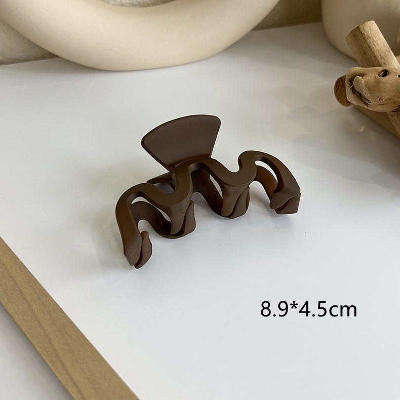 1pcs Korean Coffee Large Hair Claws Acrylic Hairpins Barrette Crab Hair Clips Headwear for Women Girls Braiders Hair Accessories