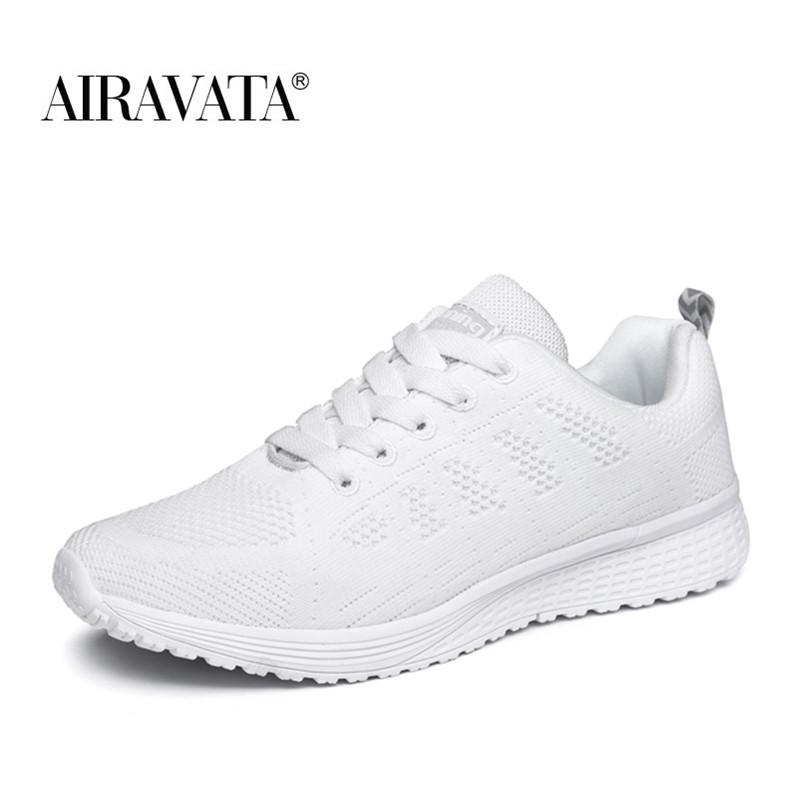 Легкие сетчатые дышащие кроссовки на шнуровке и плоской резиновой подошве для занятий спортом