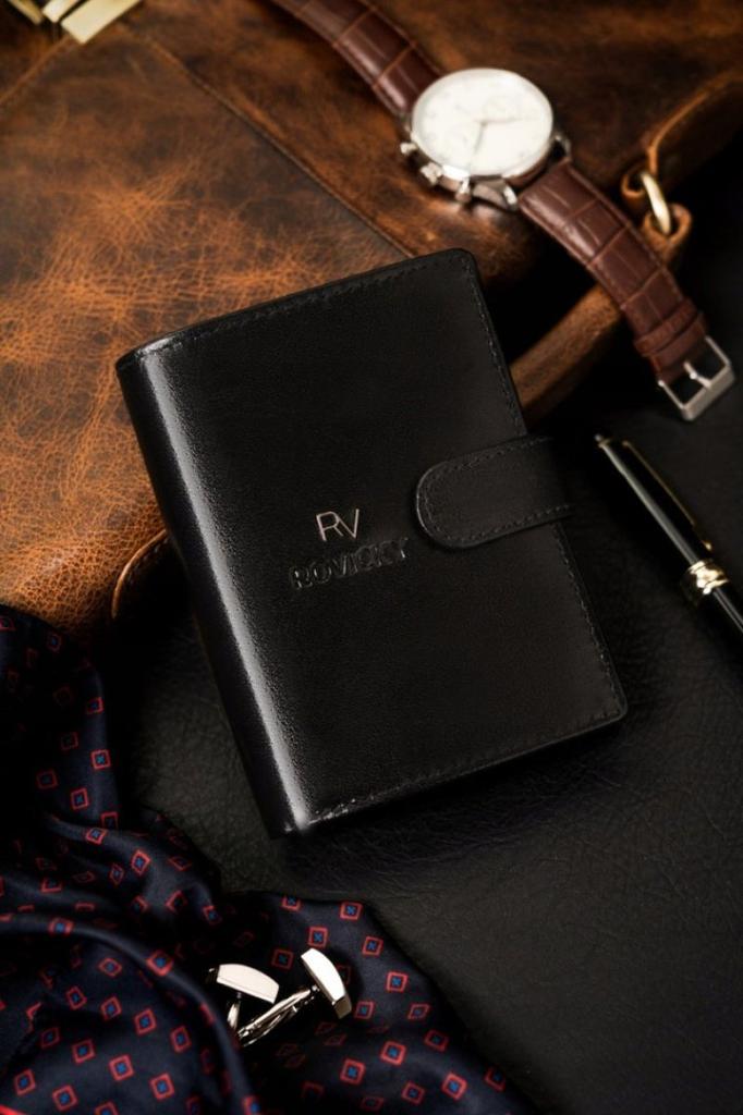 Extensive men's wallet made of natural leather - Rovicky