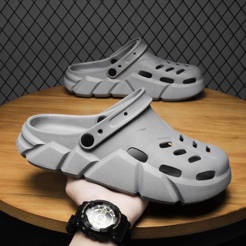 Cave Shoes Men's Summer Outside Wear Sports Beach Baotou Slippers Non-slip Wear-resistant Men's Casual Soft Bottom Sandals