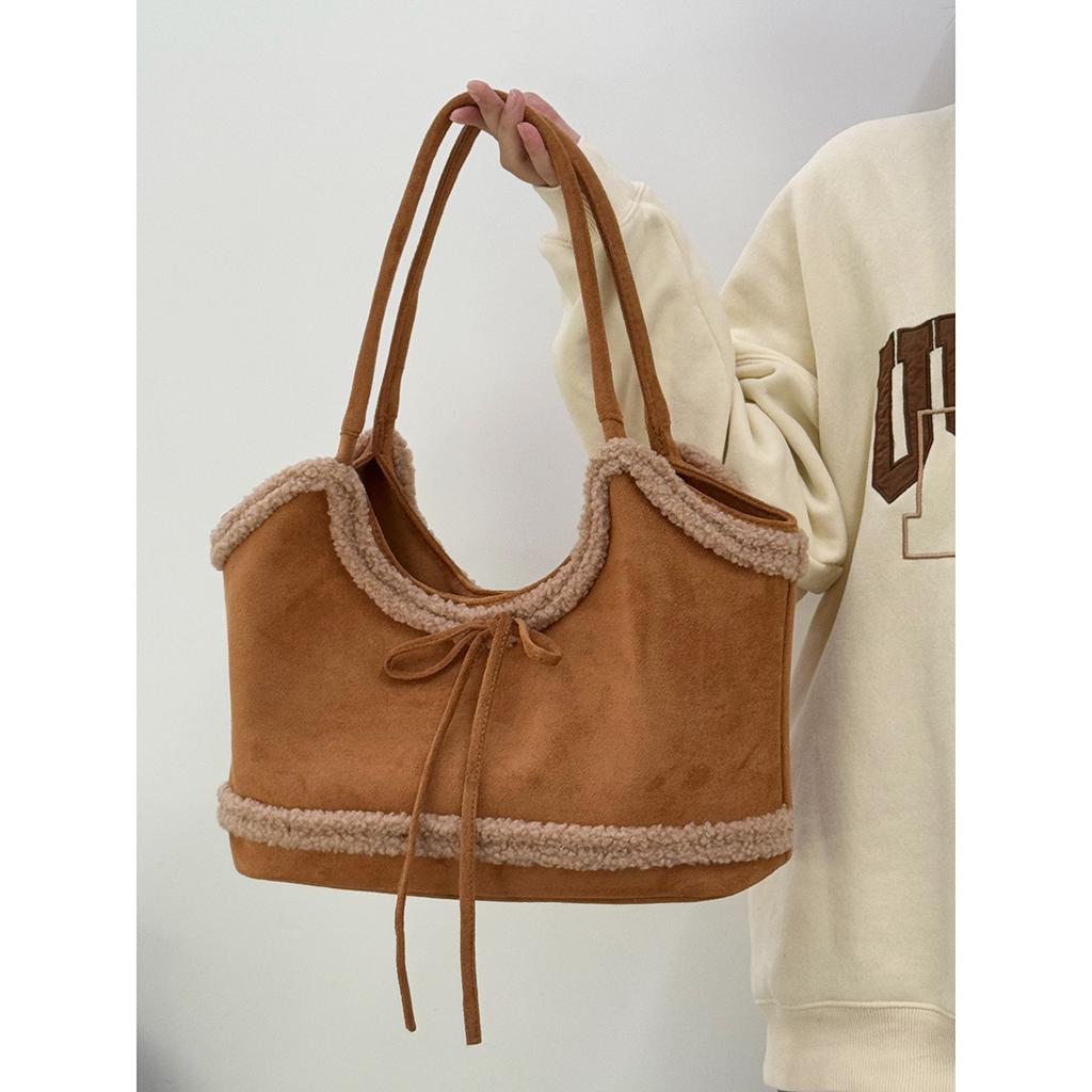 Vintage Matte Lamb Plush Tote Bag Women's 2025 New Large-capacity Bow Shoulder Bag Commuter Armpit Bag