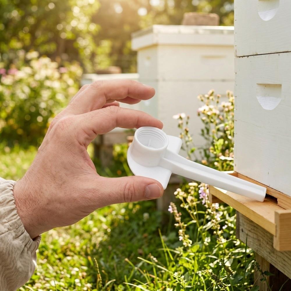 20Pcs Tasteless Bee Water Feeder Plastic Multifunction Bee Water Feeder Beekeeping
