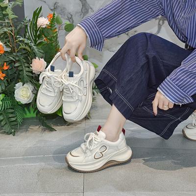 Женская обувь – Кроссовки