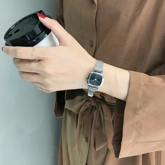 Женские наручные часы с квадратным циферблатом, регулируемым стальным ремешком, кварцевым механизмом, женские классические деловые наручные часы с браслетом, модные ювелирные изделия