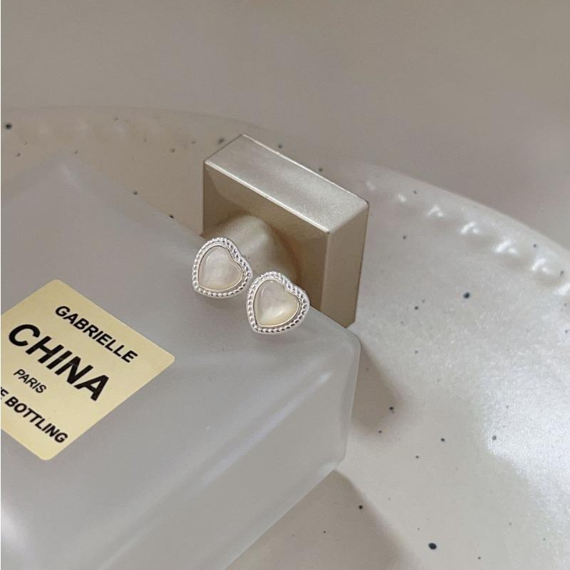 Love Stud Earrings Women's Xiaoxiangfeng Fashion Versatile Earrings New Earrings Gift