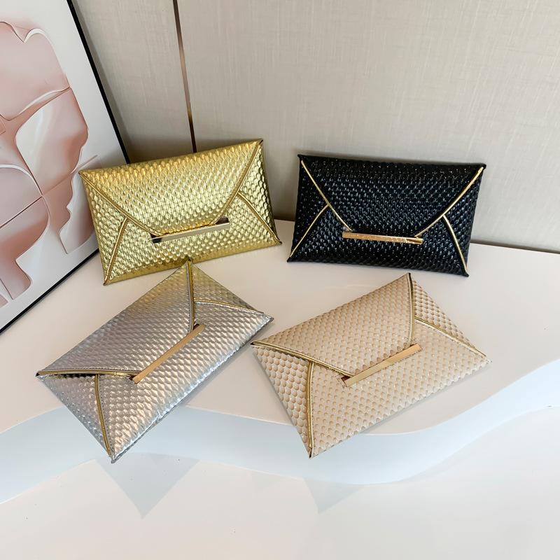 Красивая и персонализированная сумка-конверт нового стиля, персонализированная маленькая квадратная сумка, модная, простая и модная сумка-конверт