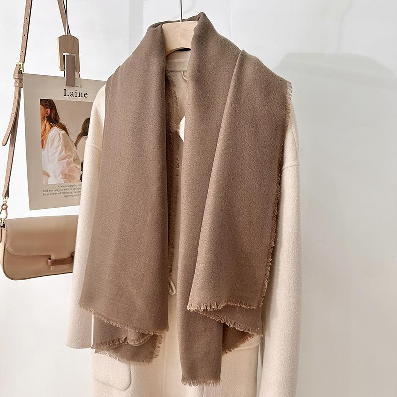Simple Literary and Artistic Yarn with Sunscreen, Elegant Shawl, Women's Solid Color Square Short Fringed Temperament Scarf