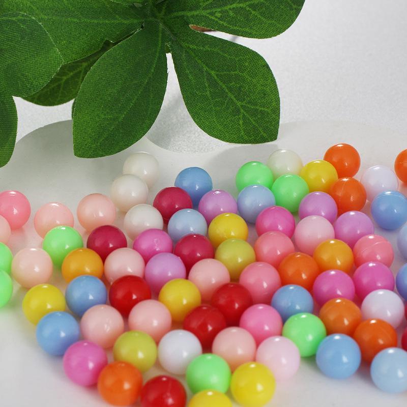 Пластиковые бусины конфетных цветов: Круглые упругие мячики без отверстий для детских DIY украшений, поделок и пуль для игрушечных пистолетов.