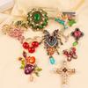 Fashin Women Men Vintage Baroque Classic Design Brooches Pins Retro Palace Resin Badges Party Banquet Accessories For Women Men