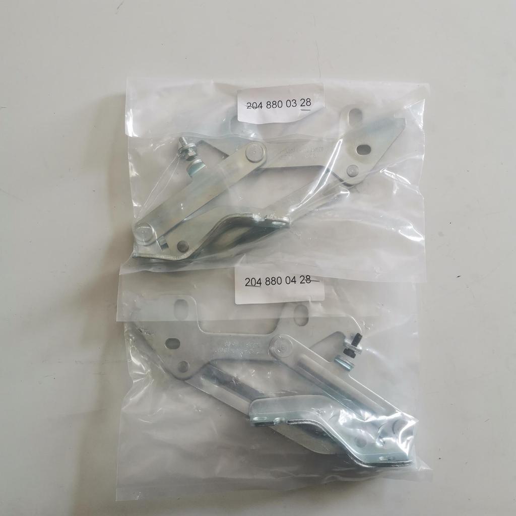 Передняя петля капота для Mercedes-Benz GLK-Class X204 (Номер детали #2048800328)