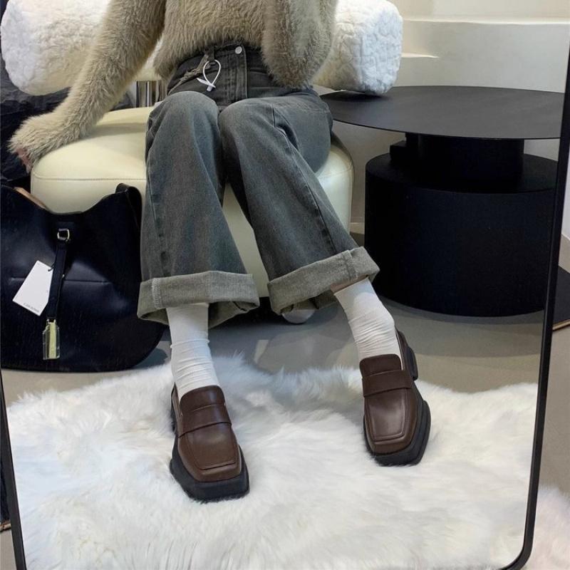 Ретро Лоферы на толстой подошве с квадратным носком Женские Черные в британском стиле Универсальные Весенние туфли-одинарки Маленькая кожа 2025