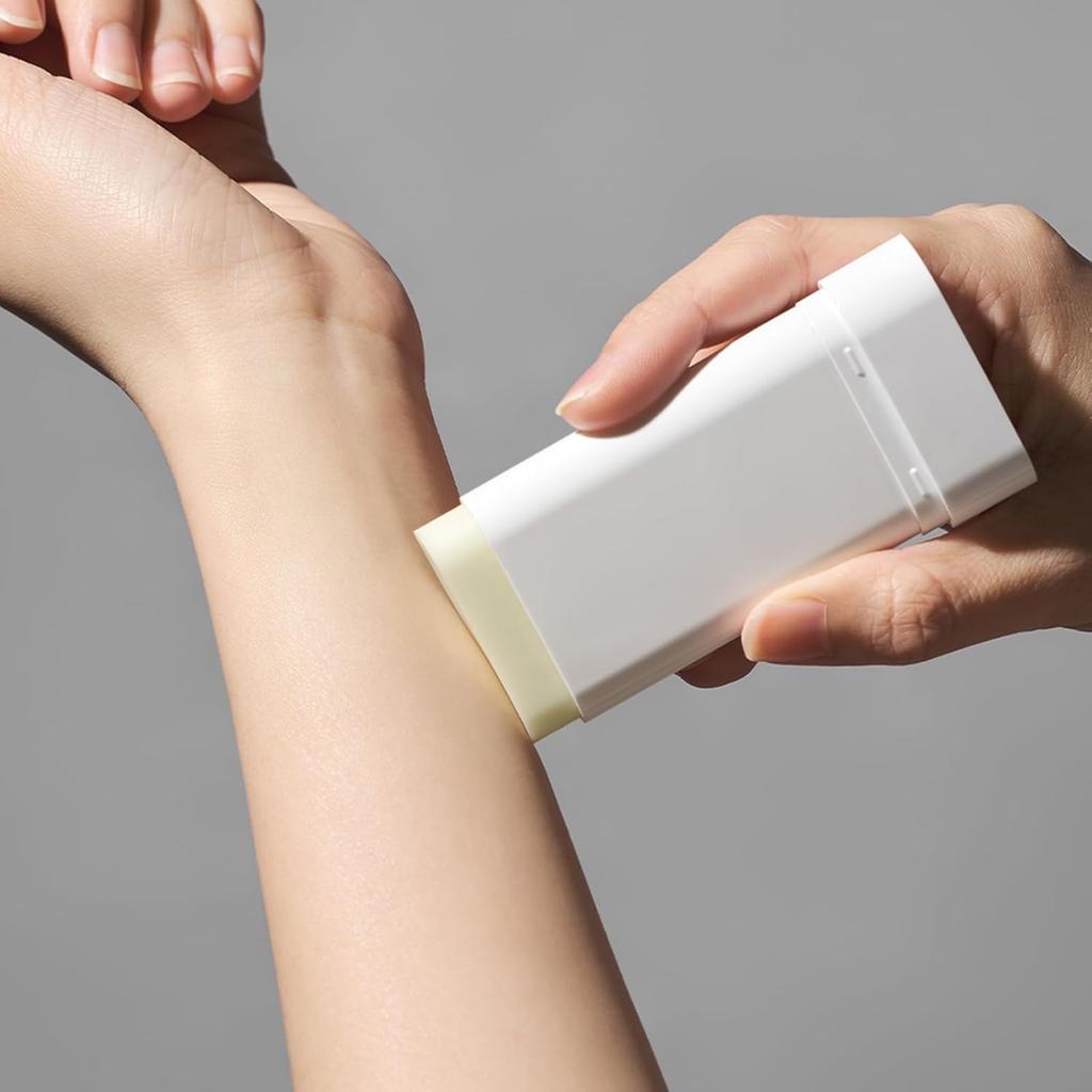 LAGOM Солнцезащитный стик Airy Velvet SPF 50+ PA++++ 18г